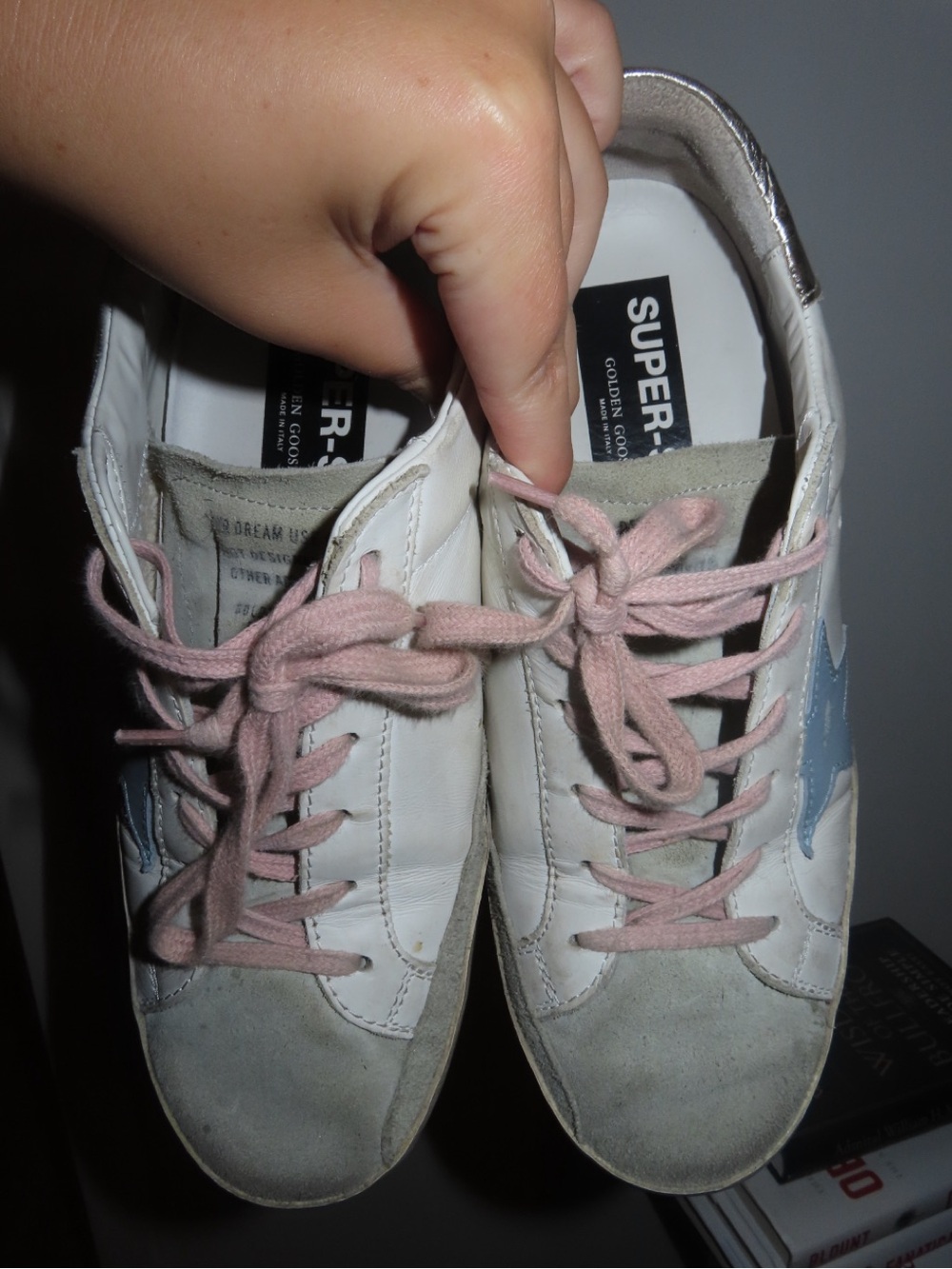 Golden Goose White Sneakers with Blue Star and Pink Laces - Picture 3 of 12